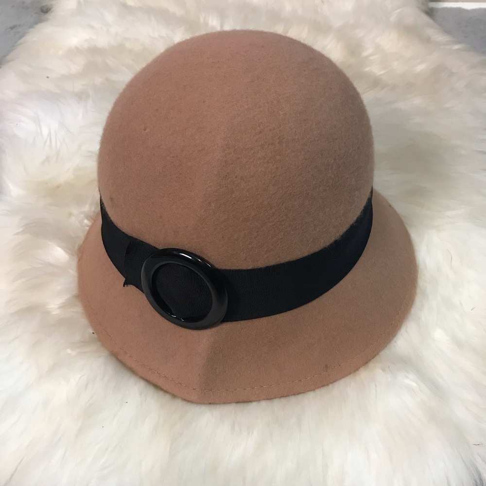 Woman’s wool hat